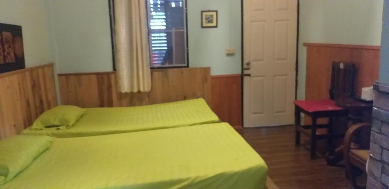 Tanyahouse Hotel Chiang Rai Bagian luar foto